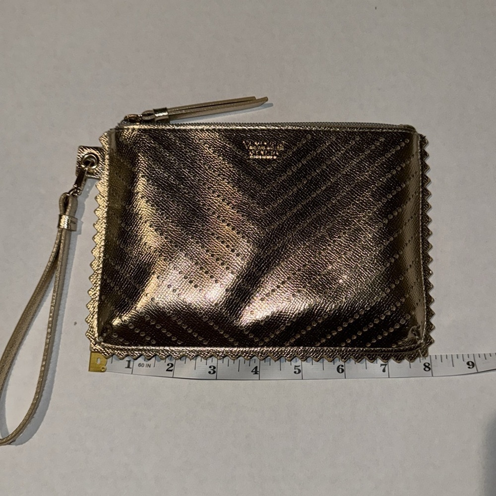 Victoria's Secret Laser Cut Night Out Gold Metallic Wristlet - Picture 2 of 5
